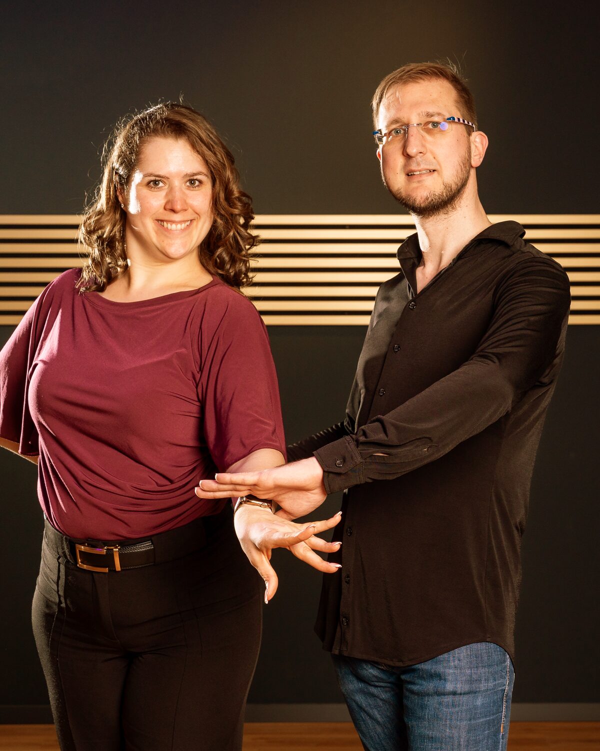 Discofox Kurs Regensburg — Anfängerkurs Hustle bei DANCEIMPERIAL