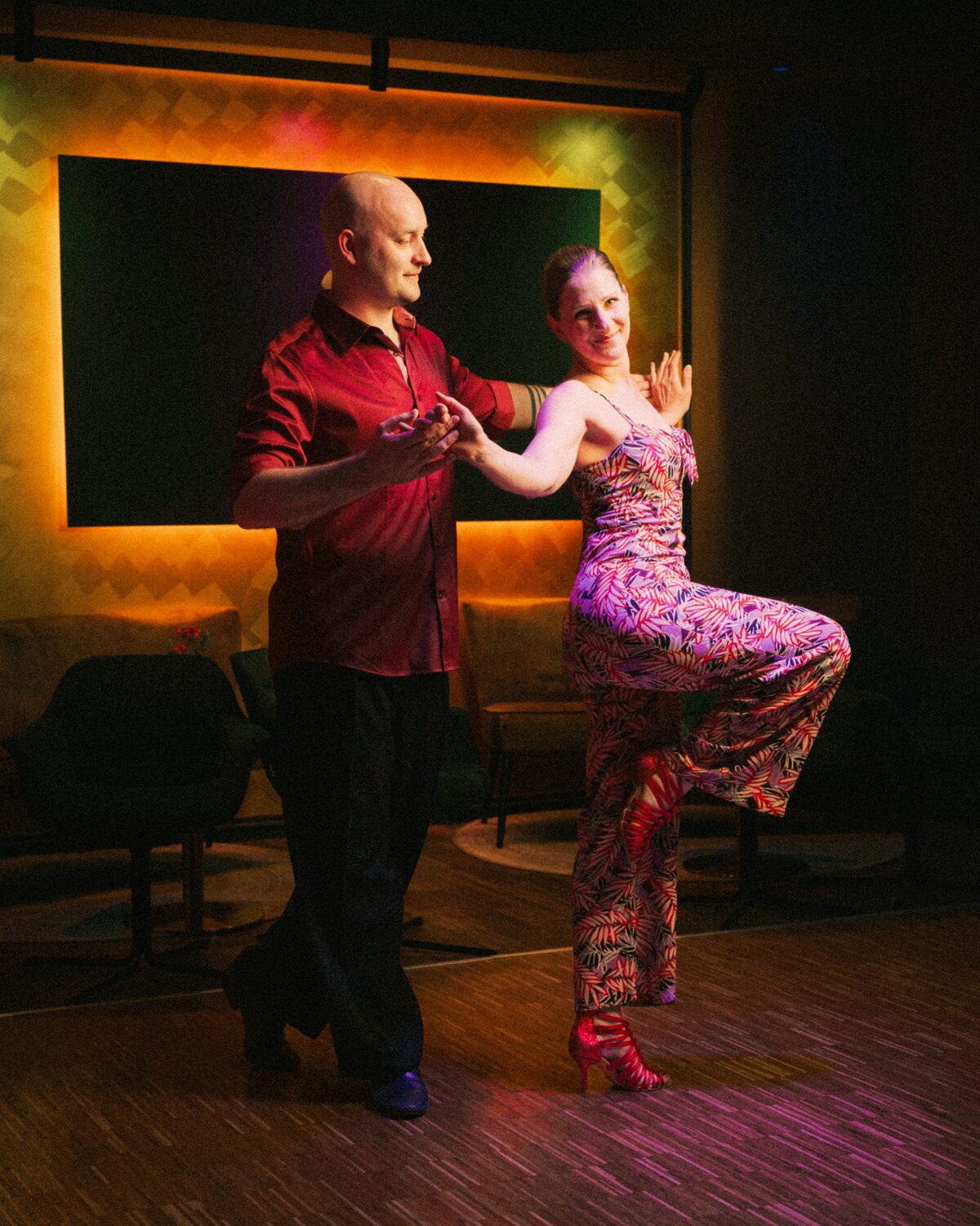 Salsa Anfängerkurs Regensburg — LA-Style Einsteigerkurs bei DANCEIMPERIAL