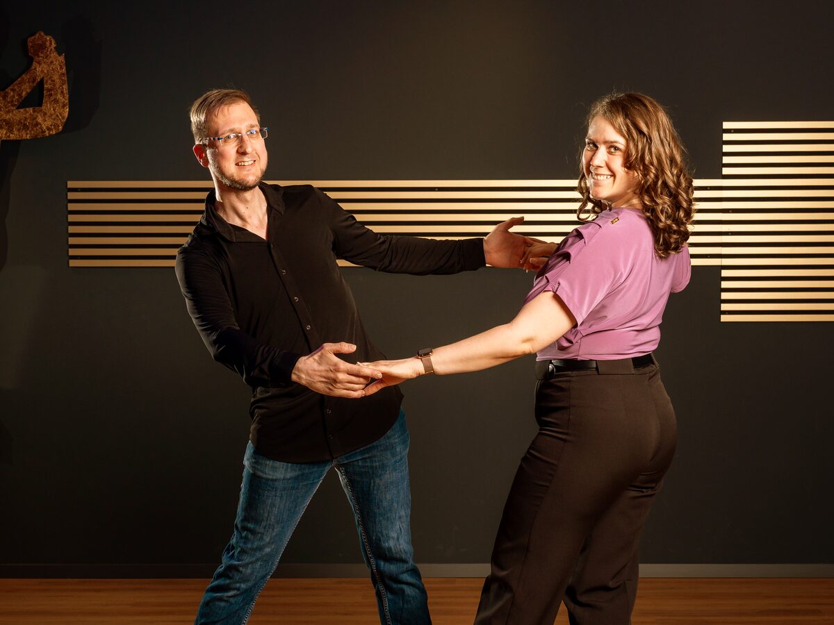 West Coast Swing Anfänger Regensburg — Social Dance bei DANCEIMPERIAL