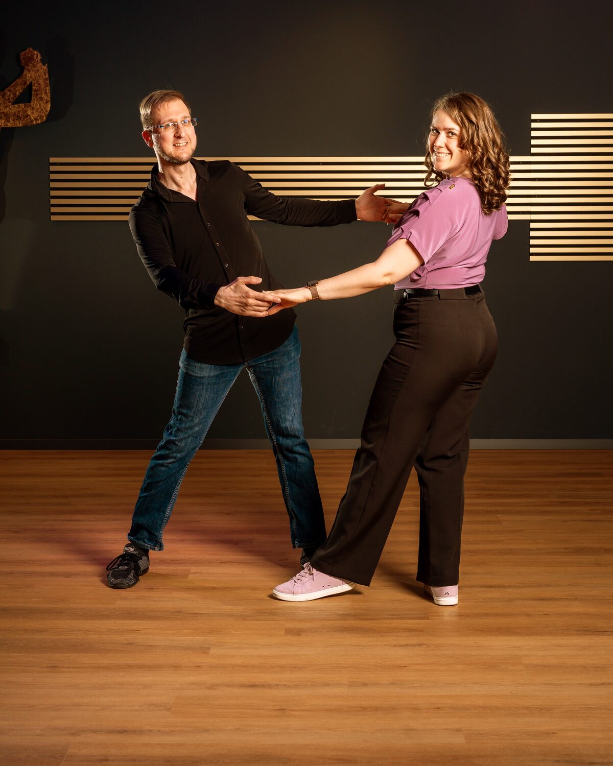 West Coast Swing Anfänger Regensburg — Einsteigerkurs Social Dance bei DANCEIMPERIAL