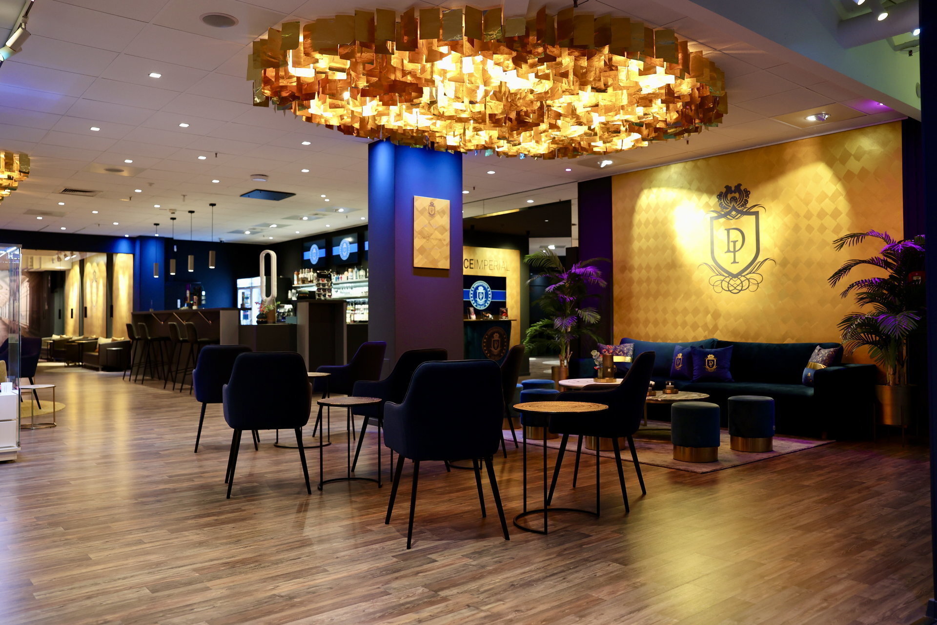 Lobby & Bar DANCEIMPERIAL Regensburg