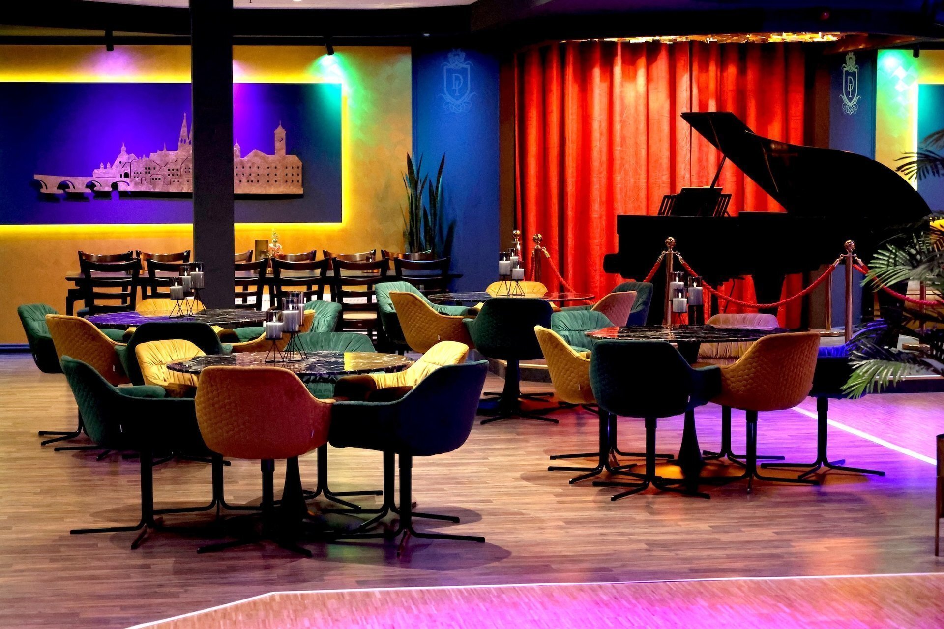 Tanzsaal 1 DANCEIMPERIAL Regensburg